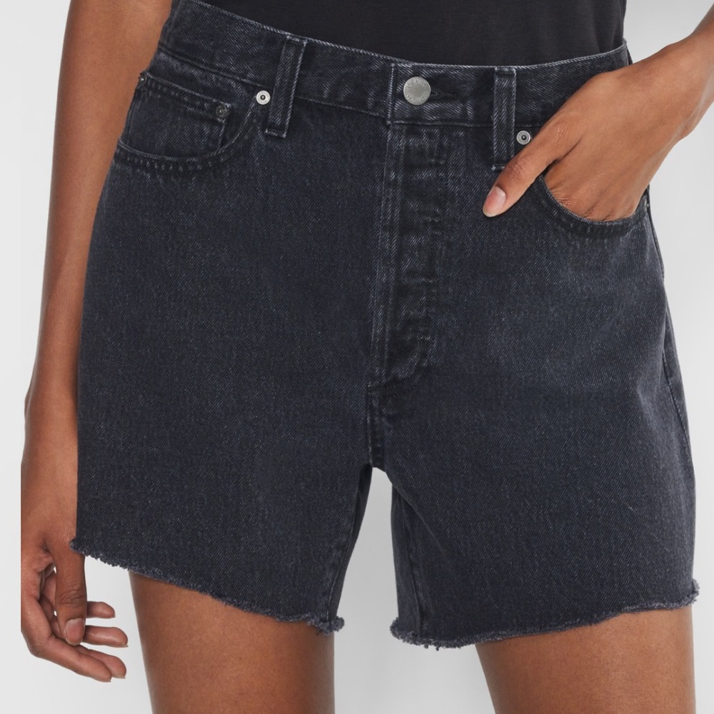 ARITZIA Demin Forum Black Wash Shorts - Size 24